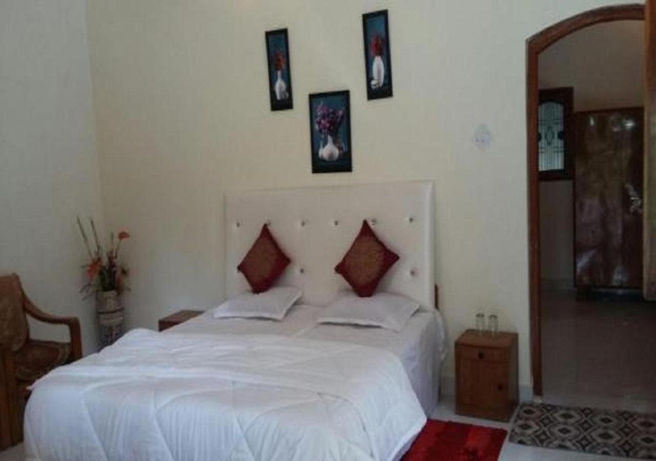 Adb Rooms Ashoka Resort Tāla Exterior foto